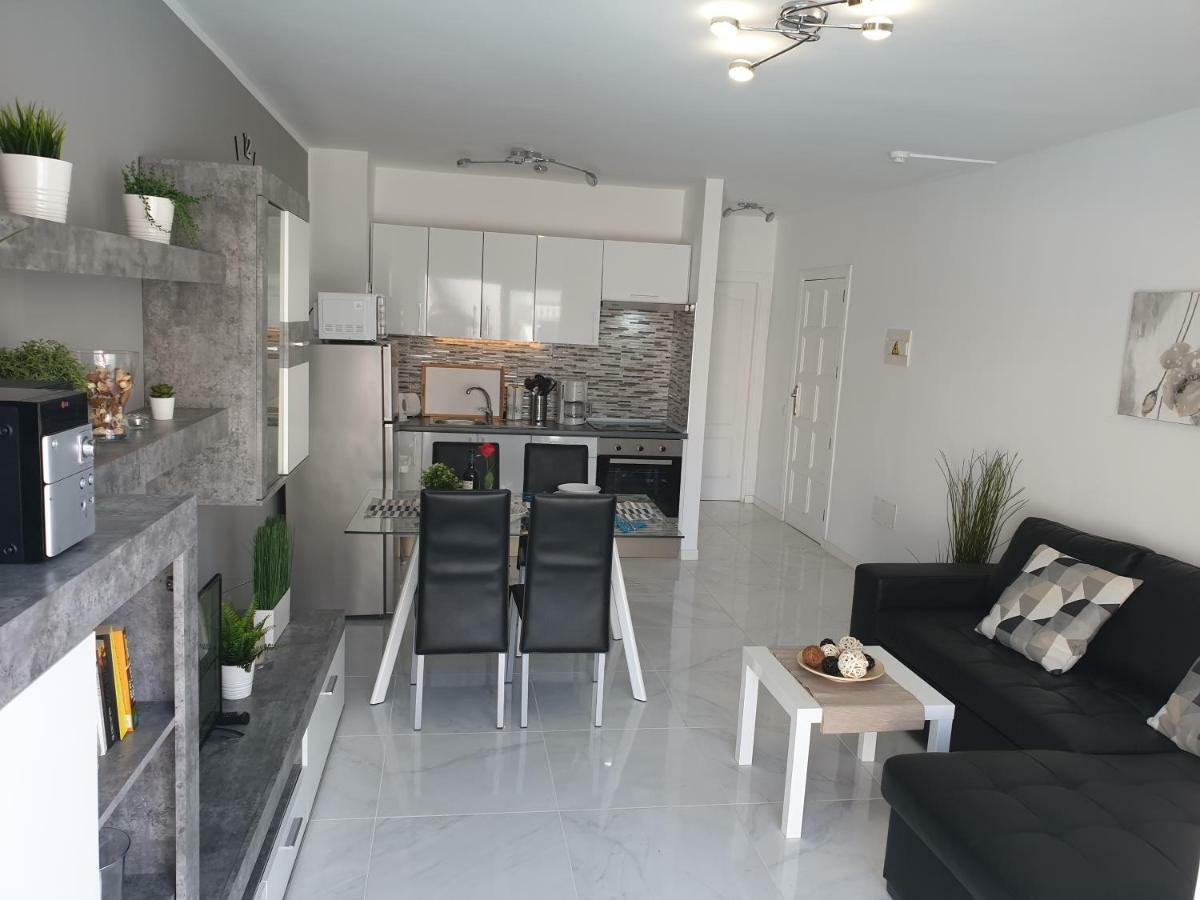 Casa Las Flores With Heated Pool, Only 490 Meters To The Beach, Balcony, Wifi Arona  Exterior foto